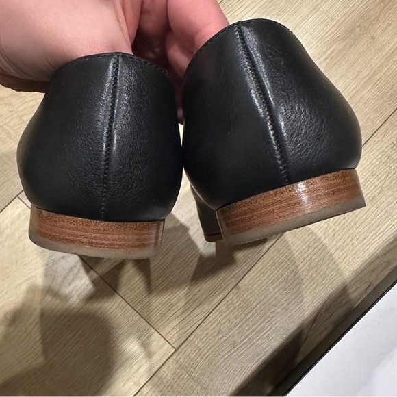 CHANEL Black Loafers - Picture 4 of 16